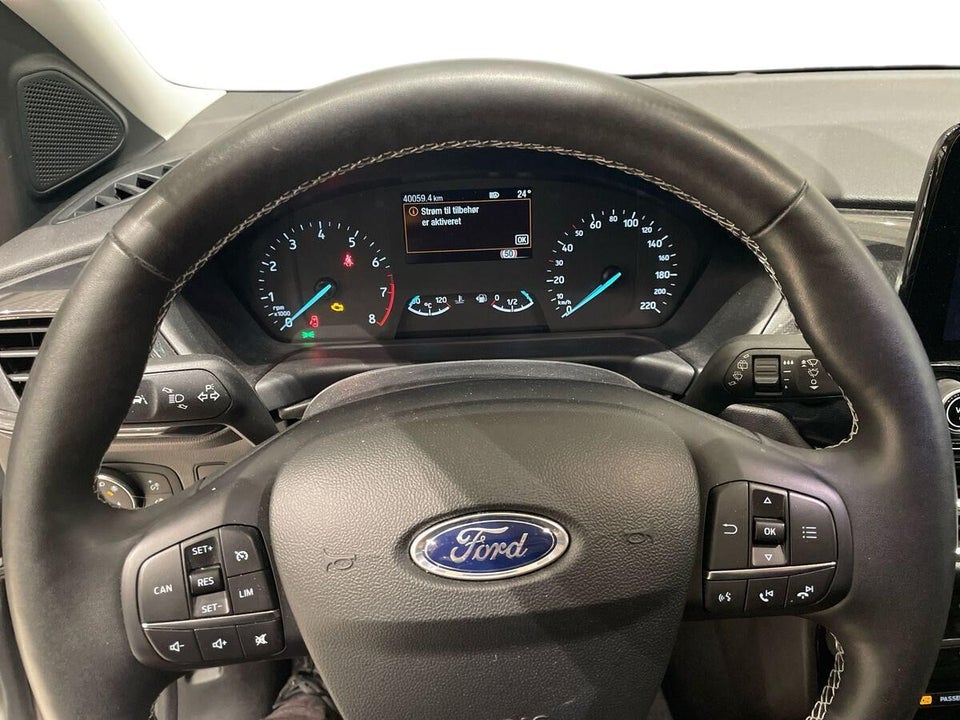 Ford Puma 1,0 EcoBoost mHEV Titanium 5d