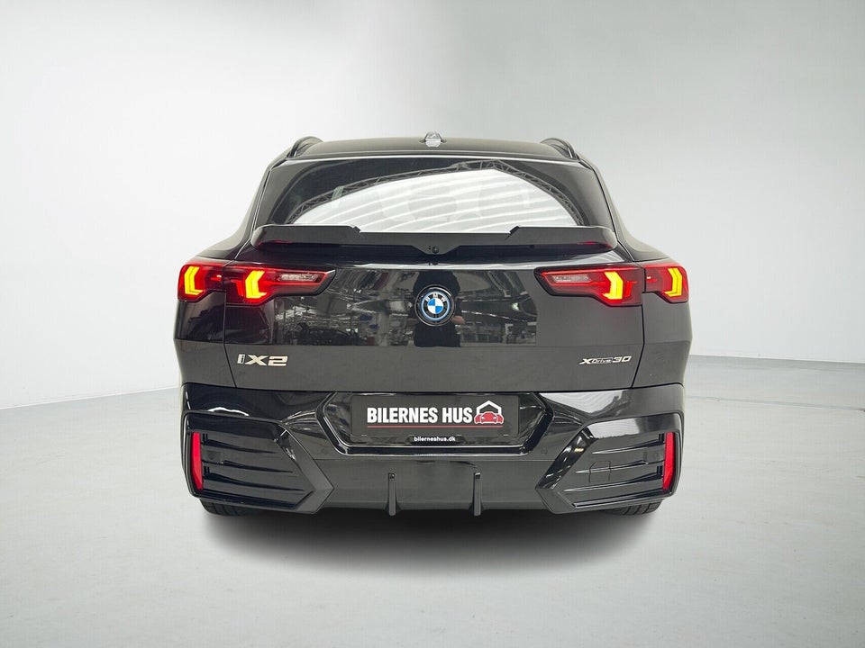 BMW iX2 xDrive30 M-Sport 5d
