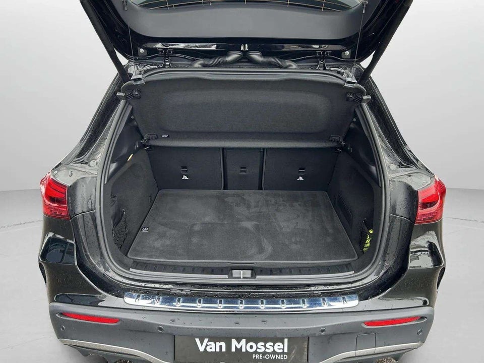 Mercedes EQA250+ AMG Premium 5d