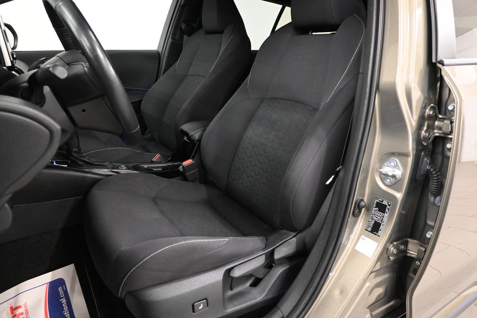 Toyota Corolla 1,8 Hybrid Active Smart Touring Sports MDS 5d