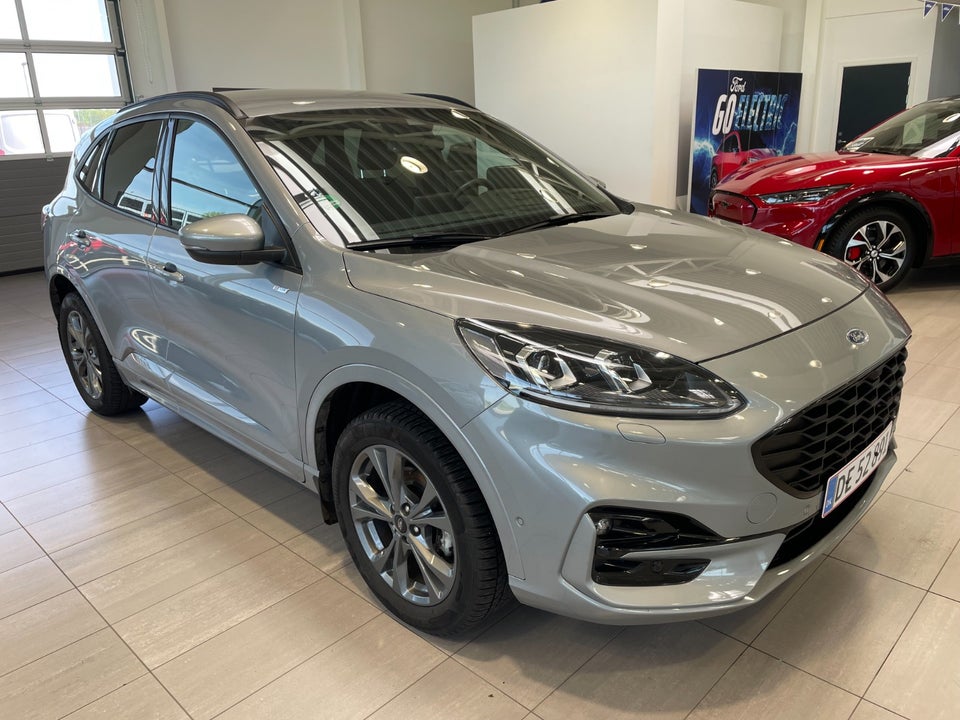 Ford Kuga 1,5 EcoBoost ST-Line X 5d