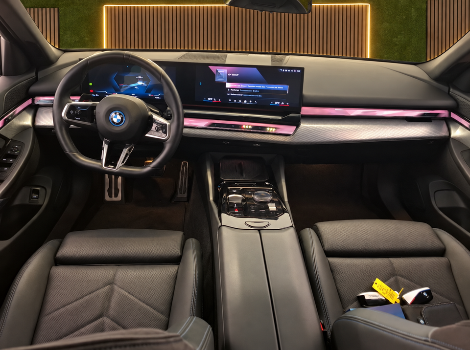 BMW i5 xDrive40 M-Sport Pro 4d