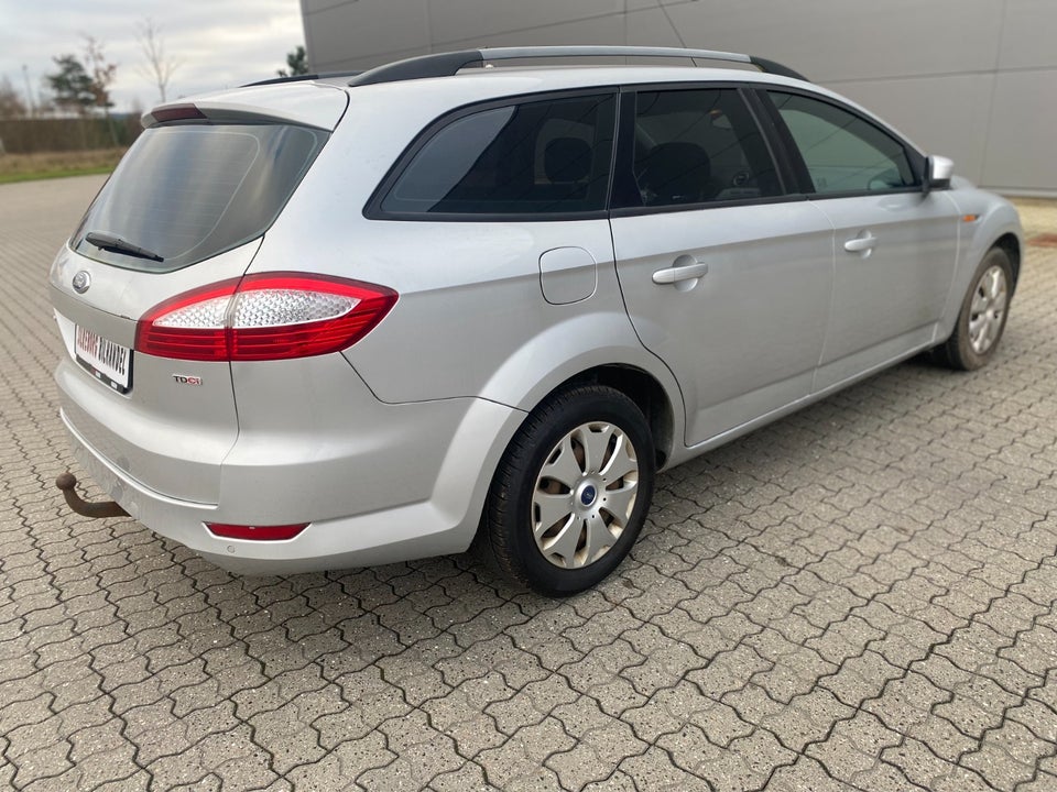 Ford Mondeo 2,0 TDCi 143 Titanium stc. aut. 5d