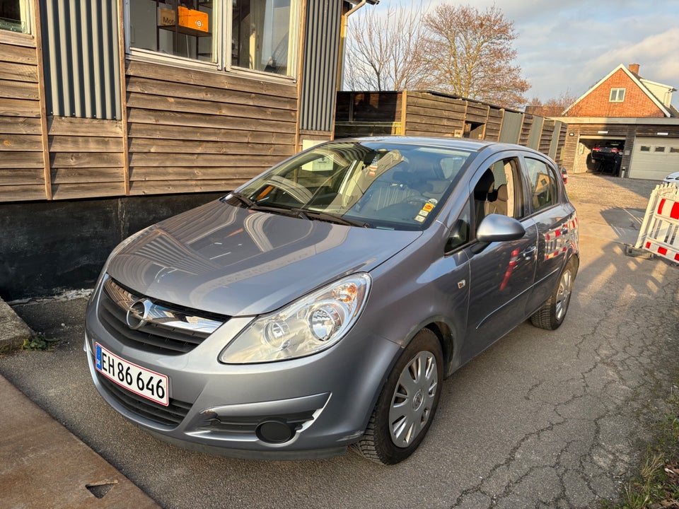 Opel Corsa 1,2 16V Enjoy 5d