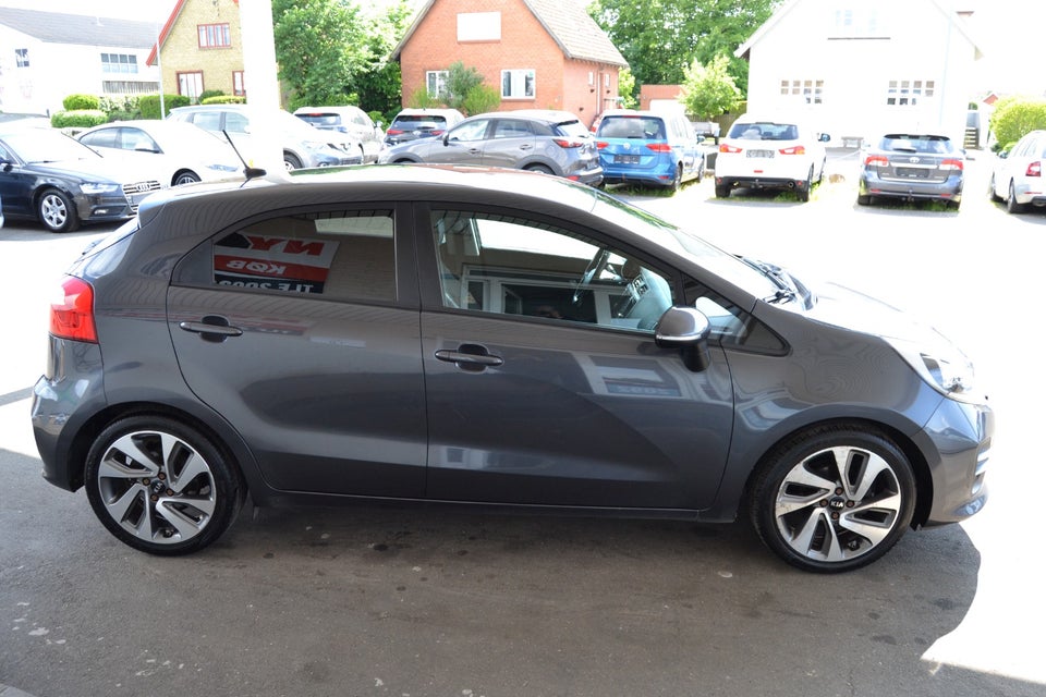 Kia Rio 1,2 CVVT Premium 5d