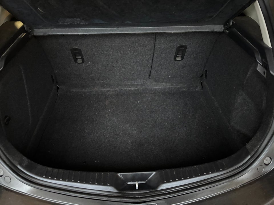 Mazda 3 2,0 Premium 5d