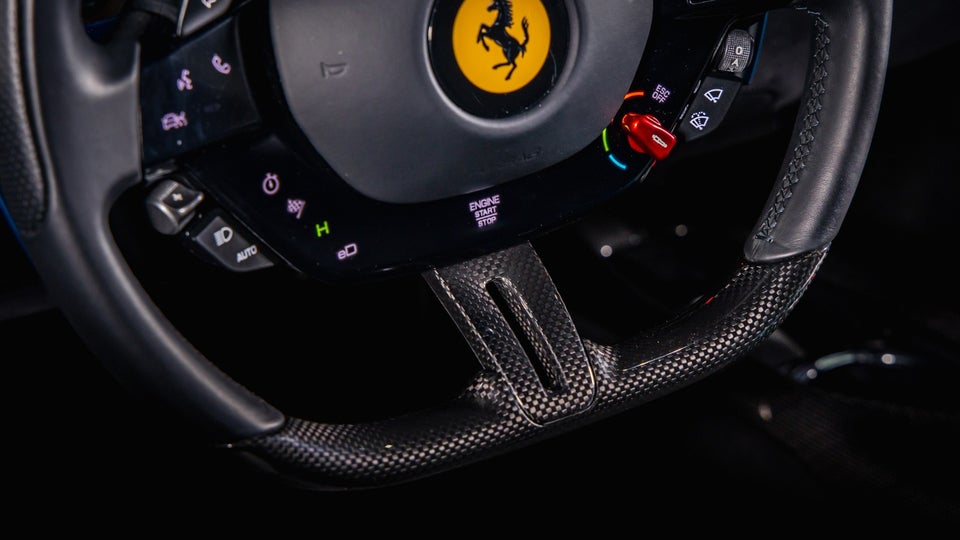 Ferrari 296 GTB 2,9 DCT 2d