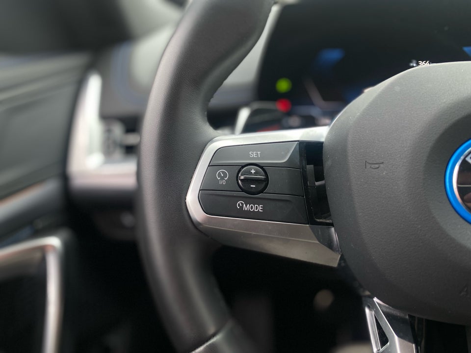 BMW iX1 eDrive20 M-Sport 5d