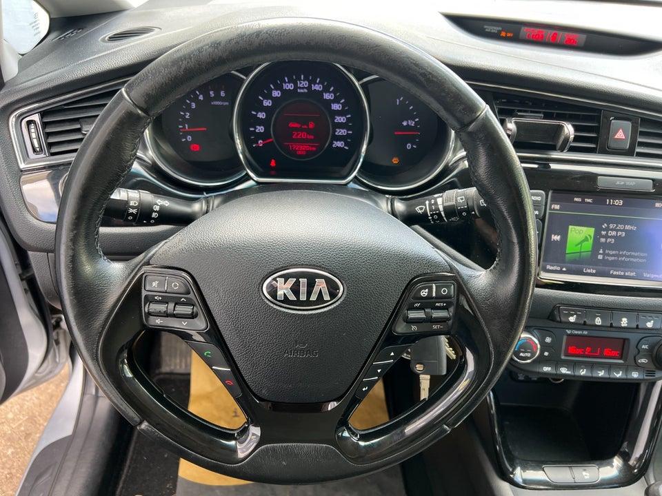 Kia Ceed 1,6 CRDi 136 Attraction SW 5d