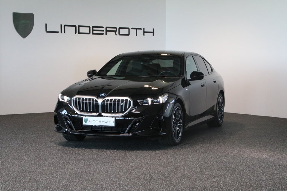 BMW i5 eDrive40 M-Sport 4d
