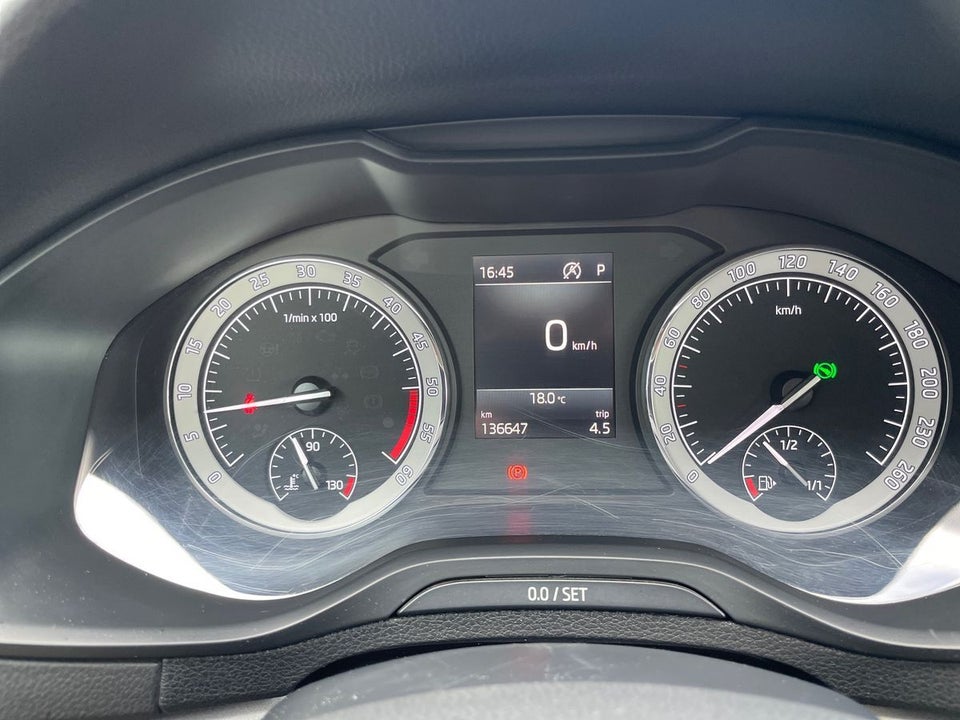 Skoda Karoq 1,6 TDi 115 Ambition DSG 5d
