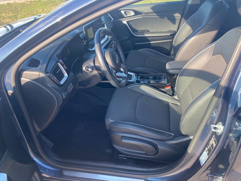 Kia Ceed 1,6 PHEV Upgrade Intro SW DCT 5d