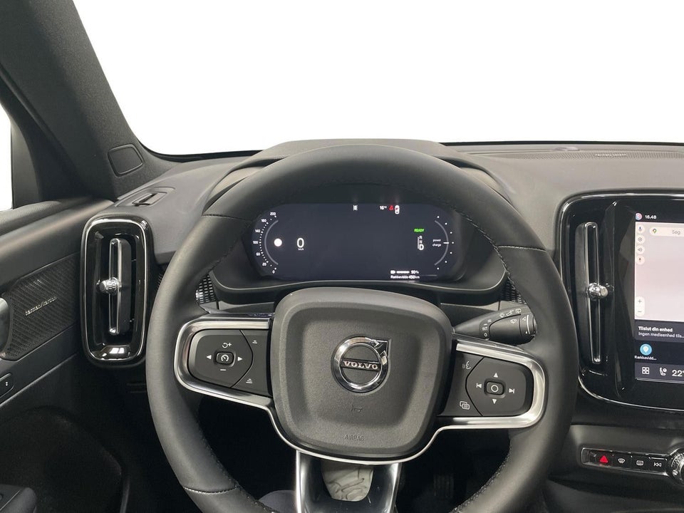 Volvo EX40 Extended Range Black Edition 5d