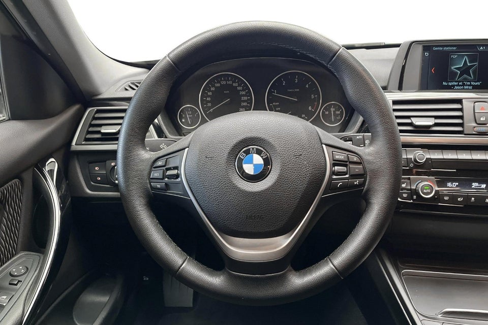 BMW 320d 2,0 Touring Advantage aut. 5d