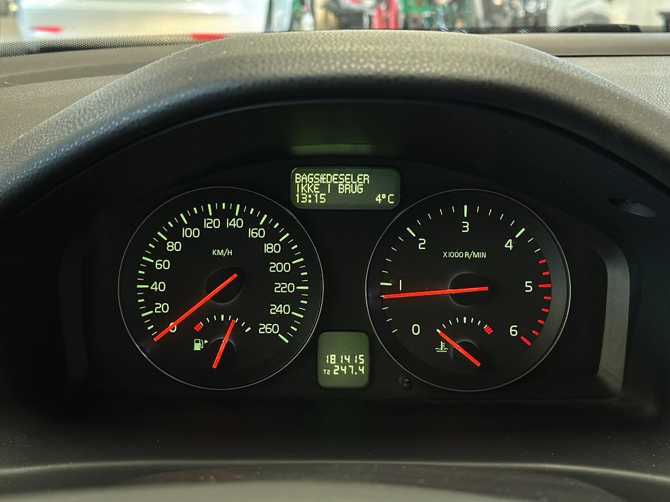 Volvo V50 1,6 D Momentum 5d