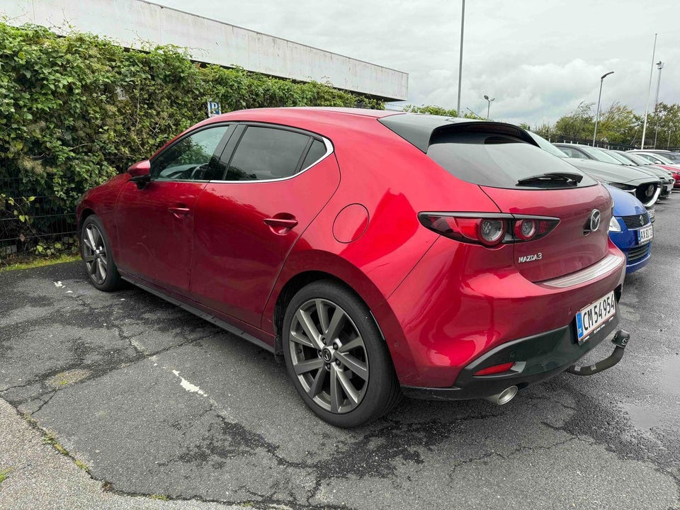 Mazda 3 2,0 SkyActiv-X 180 Cosmo 5d