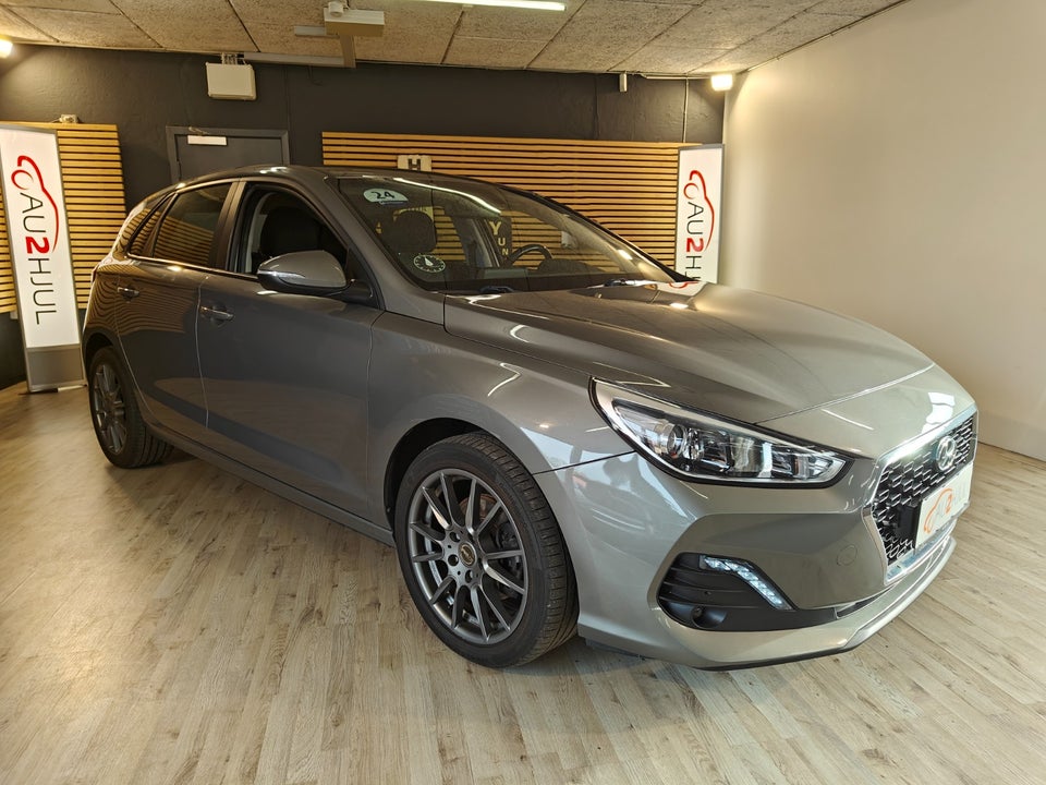 Hyundai i30 1,0 T-GDi Life 5d