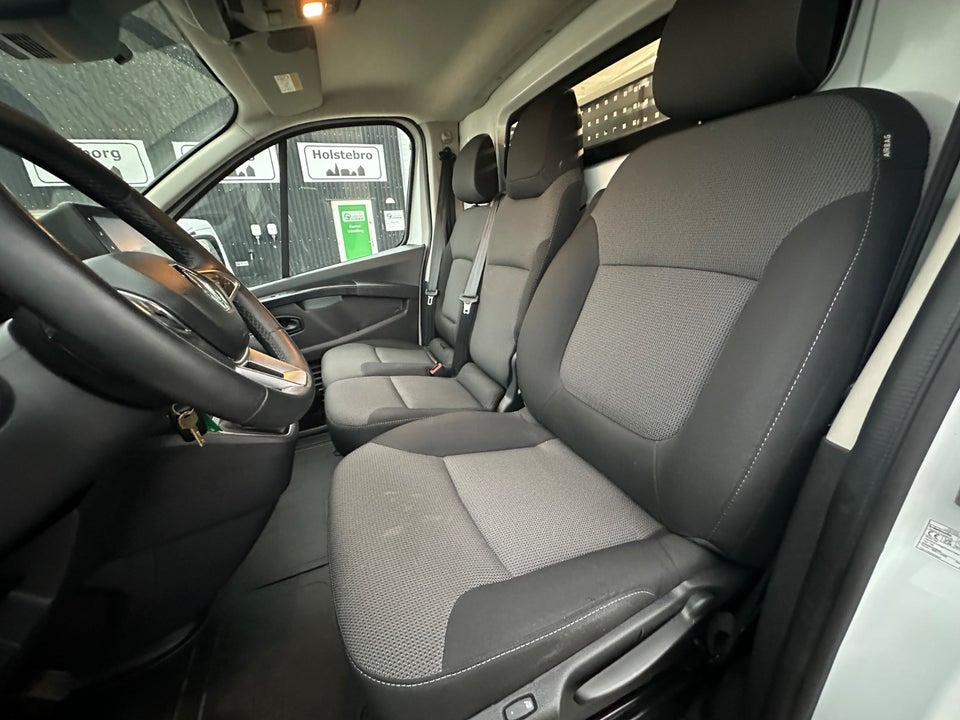 Renault Trafic 2,0 dCi 150 L2H1 EDC