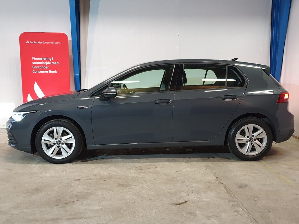 VW Golf VIII 1,5 TSi 130 Life 5d