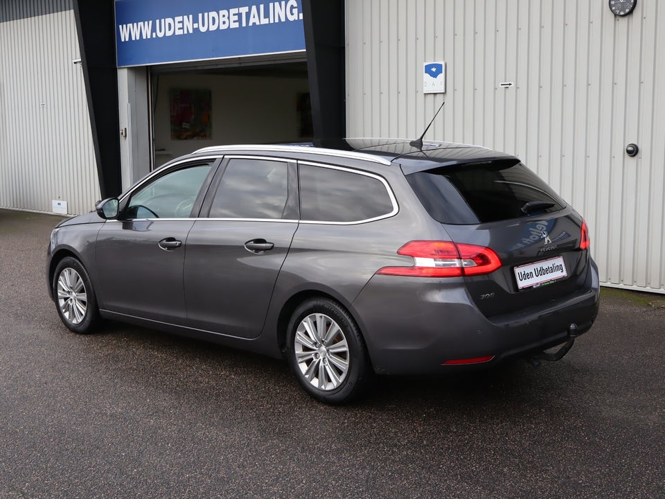 Peugeot 308 1,2 PureTech 130 Selection Sky SW 5d