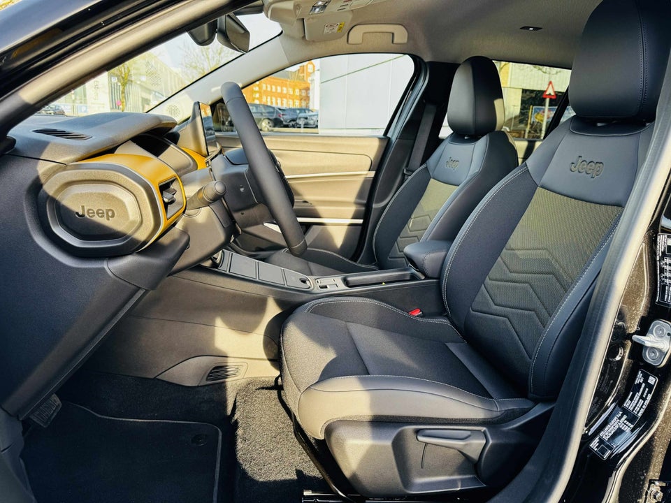 Jeep Avenger 54 Summit 5d