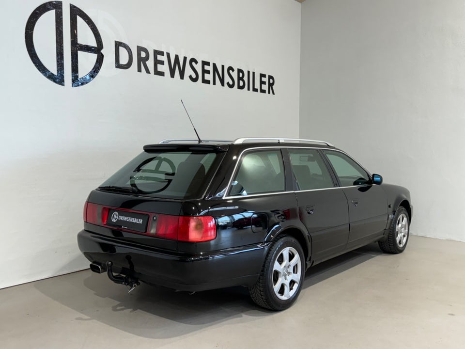 Audi S6 4,2 Avant quattro 5d