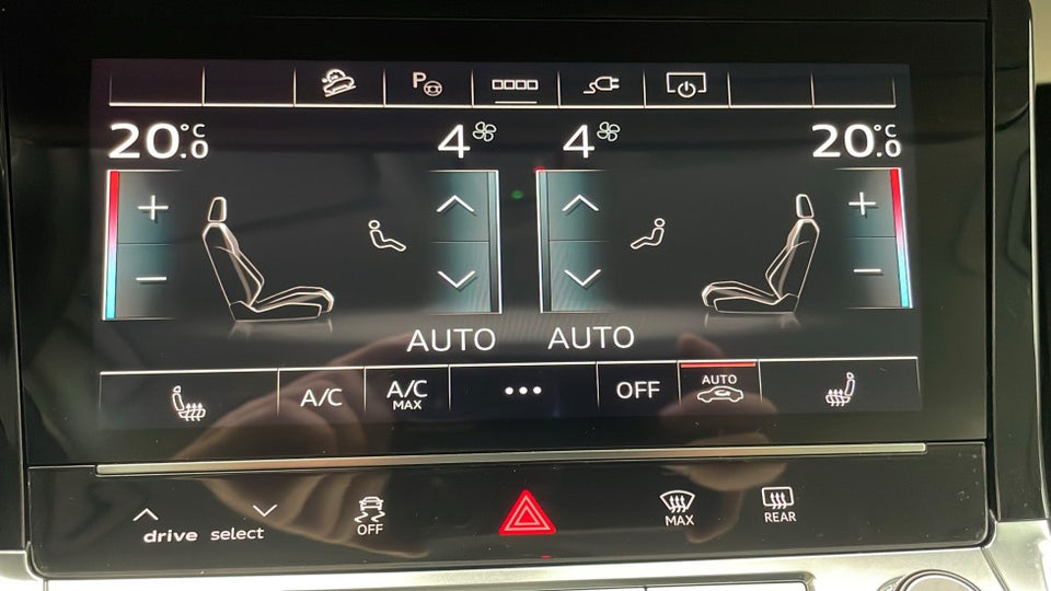 Audi Q8 e-tron 55 Prestige quattro 5d