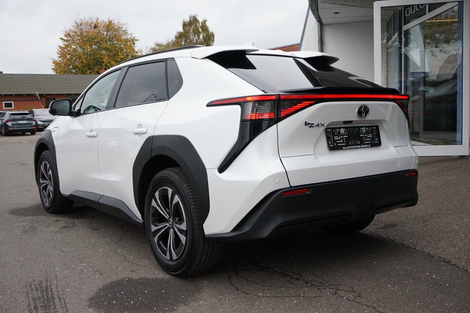 Toyota bZ4X Prestige 5d