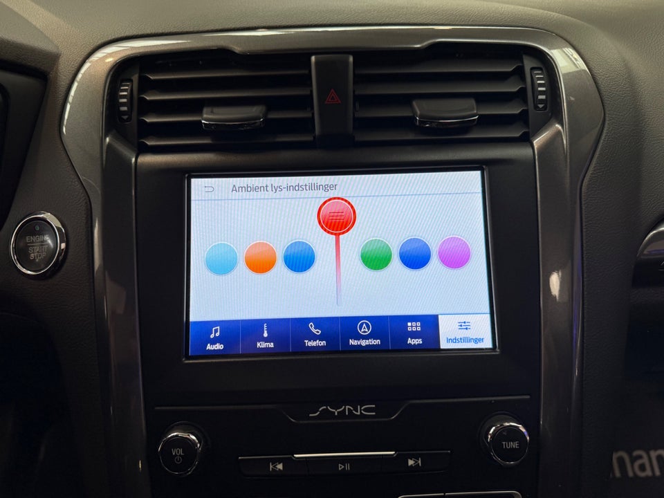 Ford Mondeo 2,0 HEV Titanium stc. CVT 5d