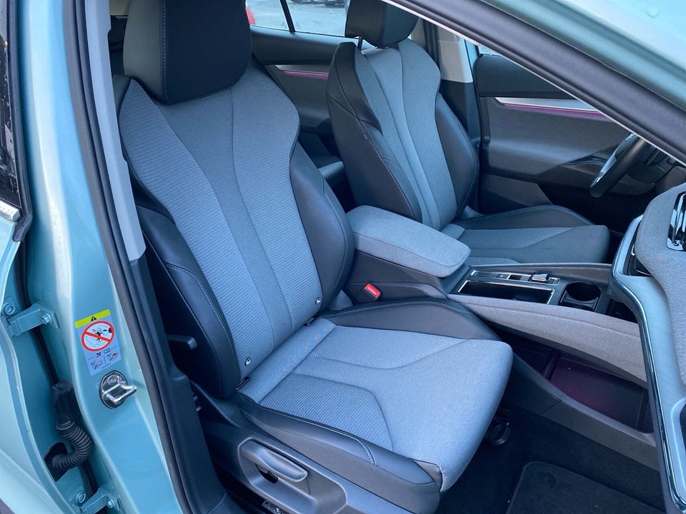 Skoda Enyaq 80 iV Loft 5d