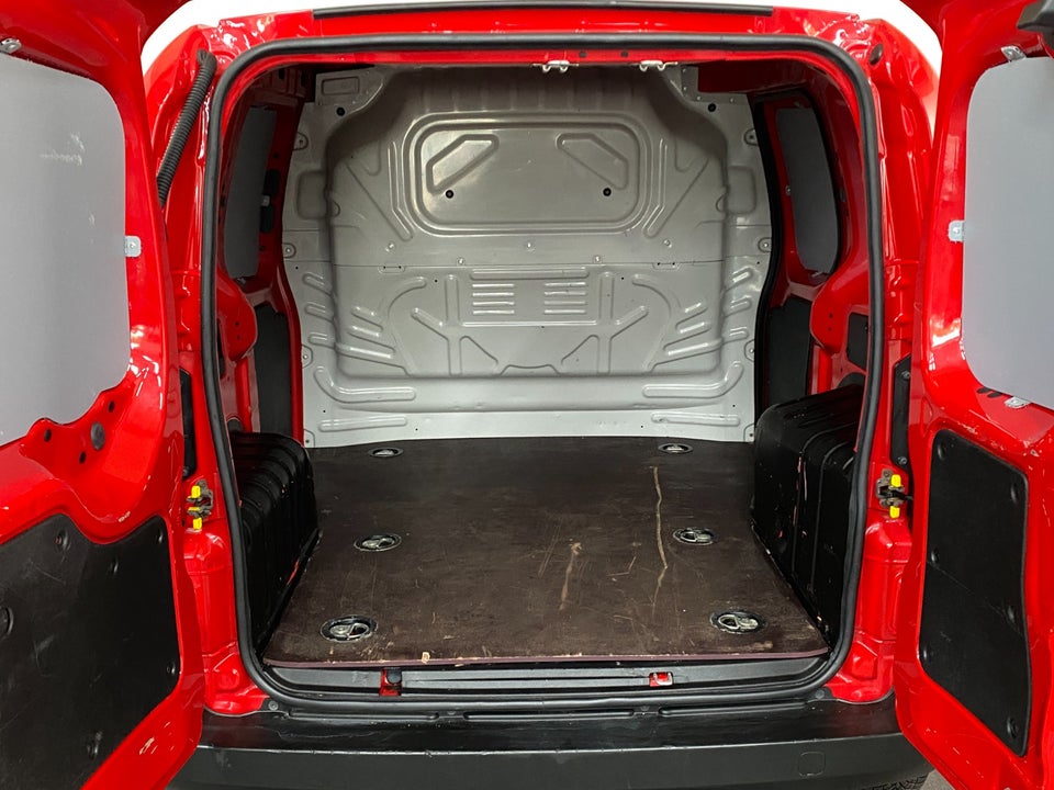 Fiat Fiorino 1,3 MJT 80 Professional Van 5d