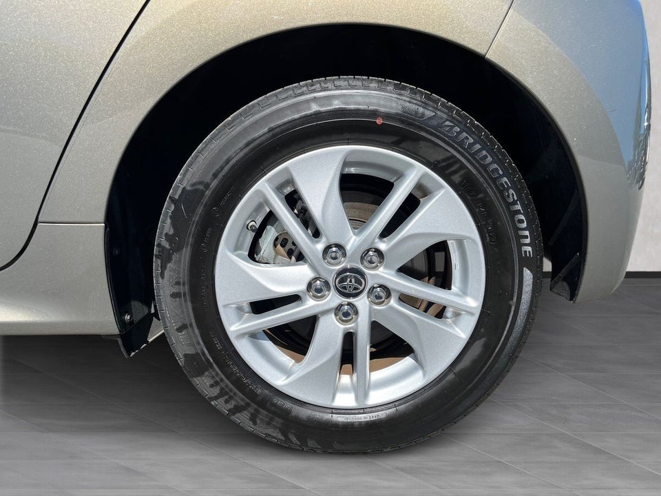 Toyota Yaris 1,5 Hybrid Active e-CVT 5d