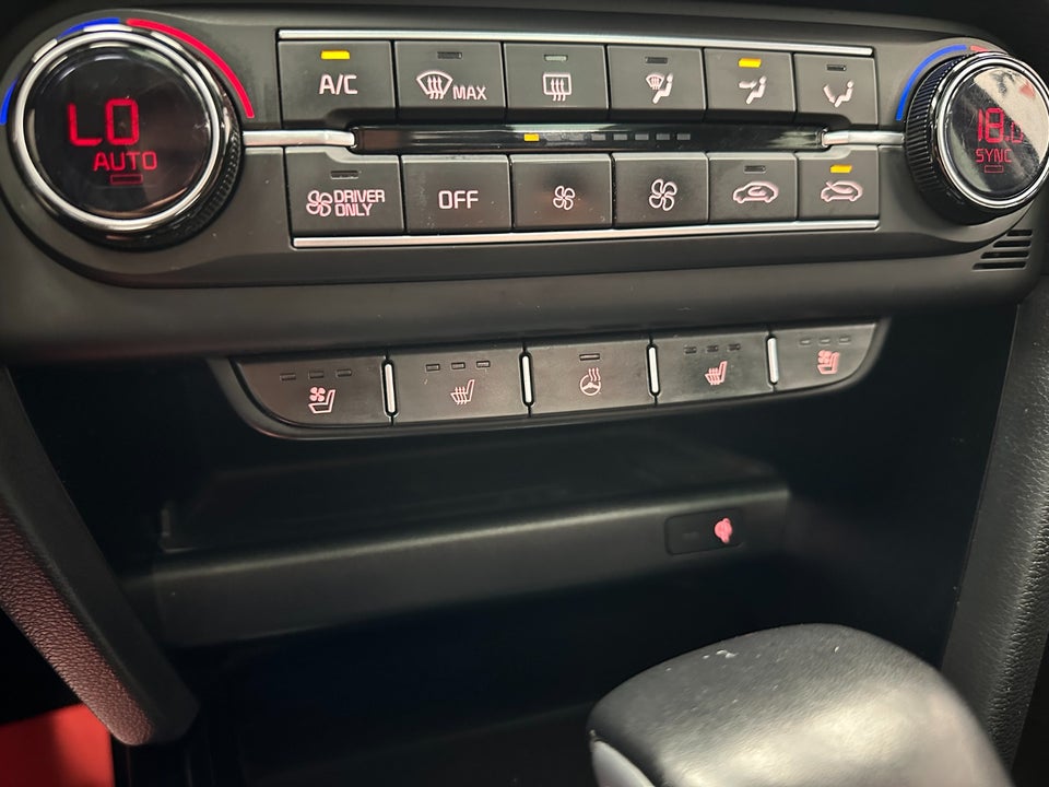 Kia Ceed 1,6 PHEV Upgrade Premium SW DCT 5d