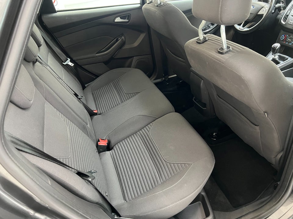 Ford Focus 1,0 SCTi 125 Titanium stc. 5d
