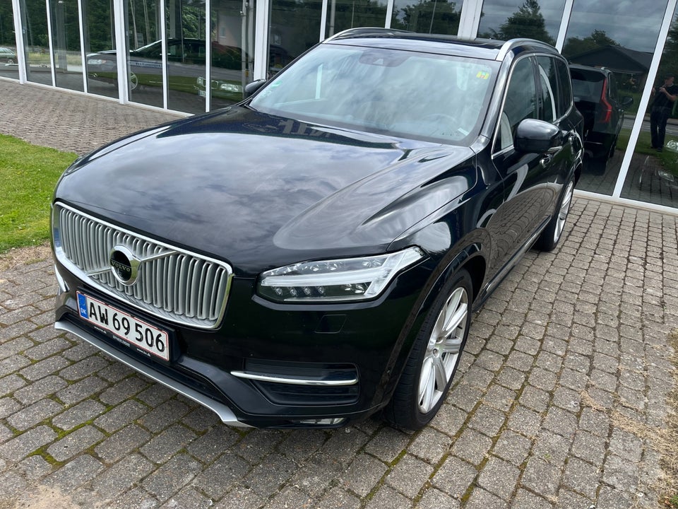 Volvo XC90 2,0 D5 225 First Edition aut. AWD 7prs 5d