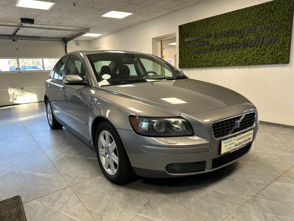 Volvo S40 2,4 Summum aut. 4d