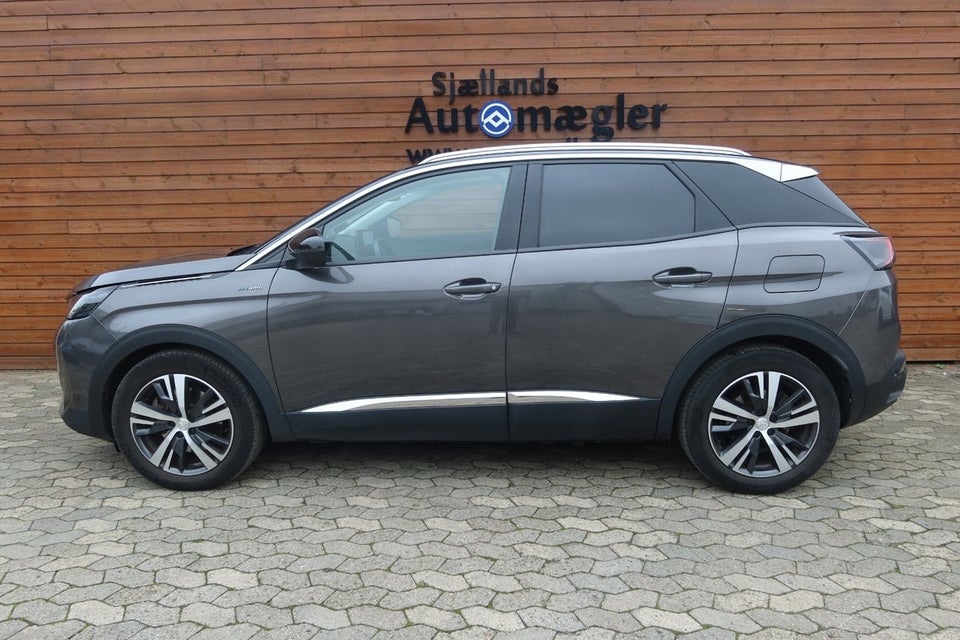 Peugeot 3008 1,6 Hybrid First Selection EAT8 5d