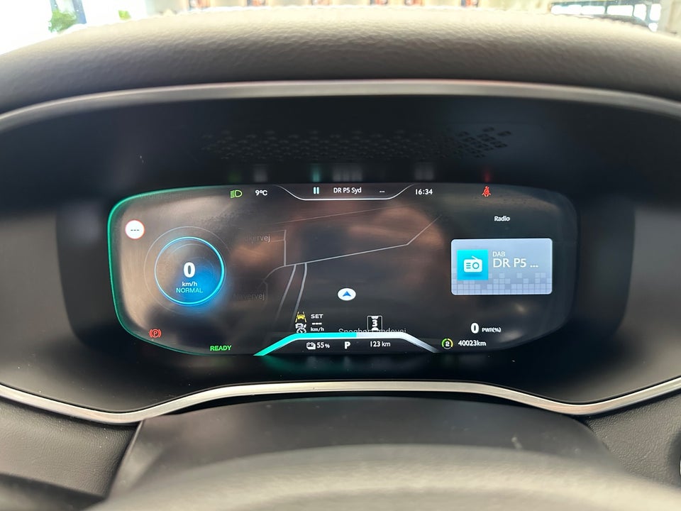 MG Marvel R Performance 5d