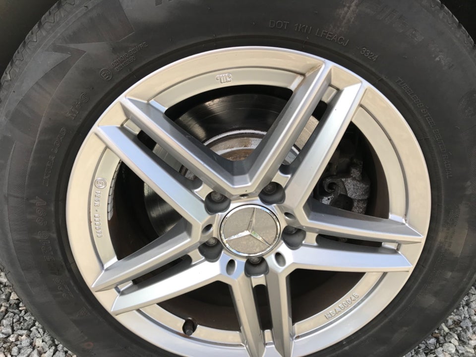 Mercedes E200 2,2 CDi stc. aut. BE 5d