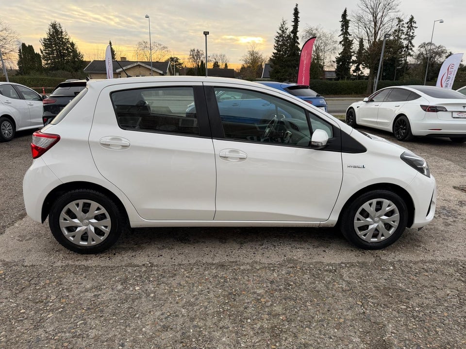 Toyota Yaris 1,5 Hybrid H2 e-CVT 5d