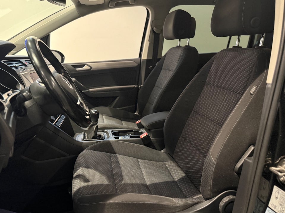 VW Touran 1,4 TSi 150 Comfortline 7prs 5d