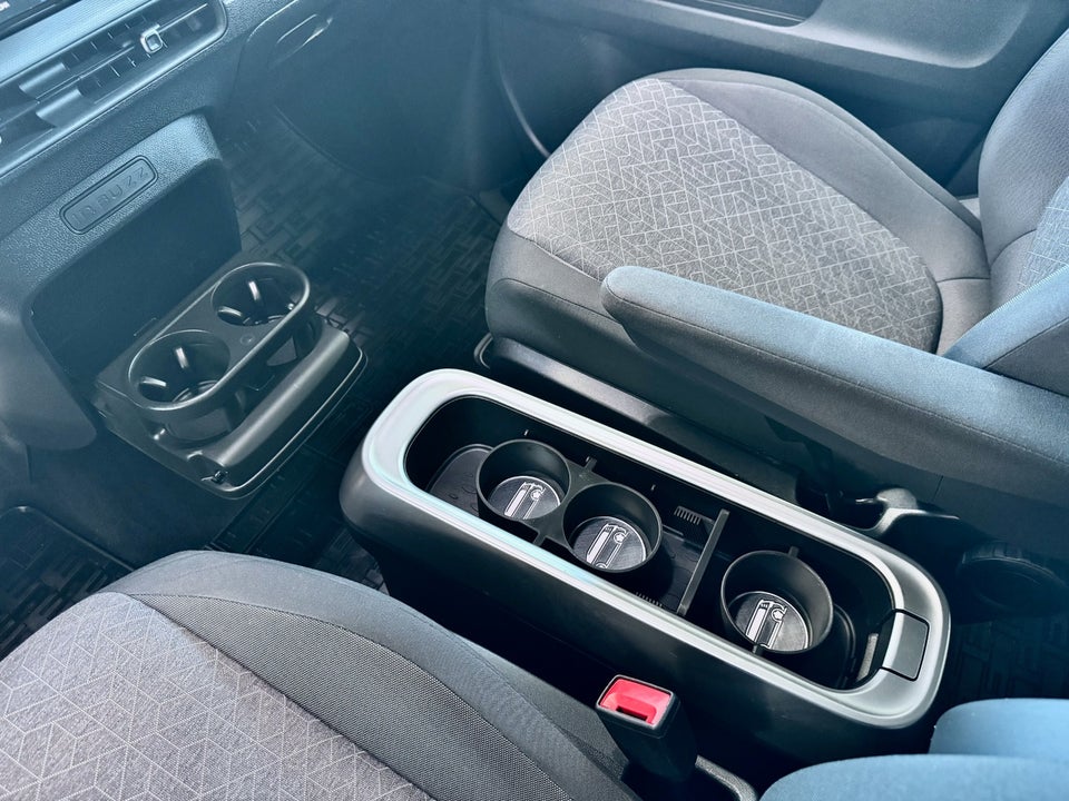 VW ID.Buzz 77 Pro SWB 5d