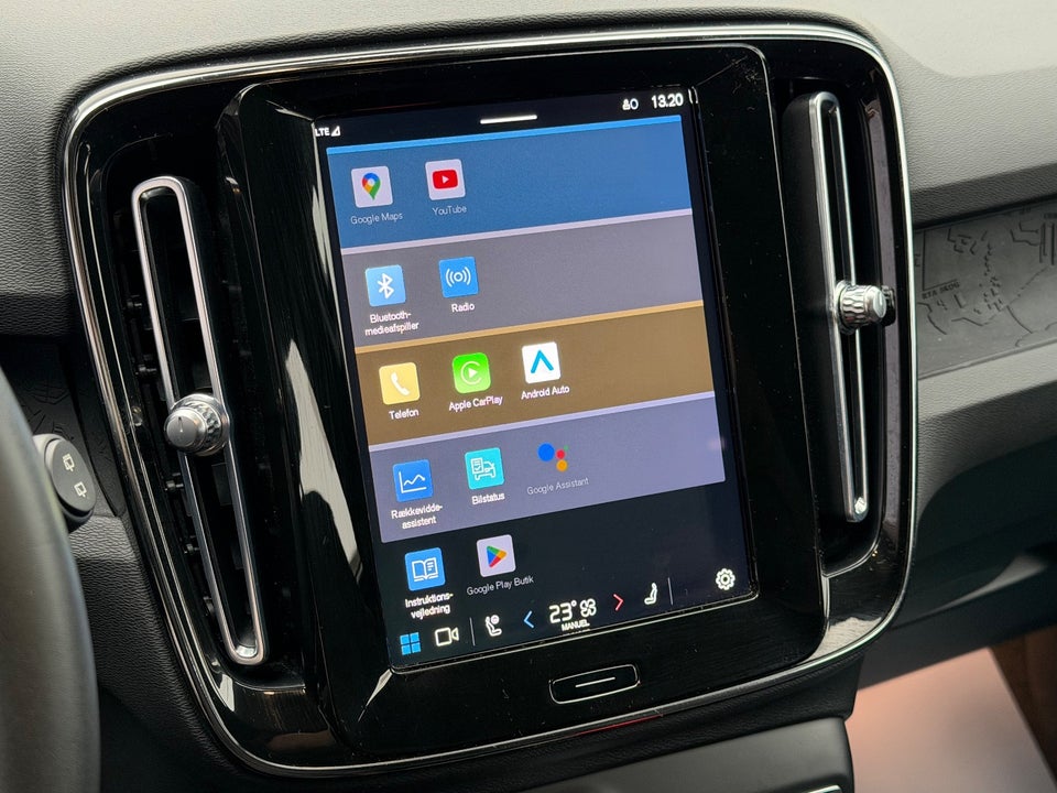 Volvo XC40 P6 ReCharge Core 5d