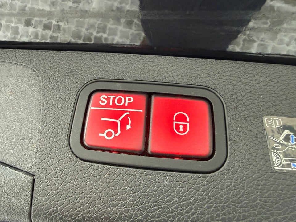 Mercedes E300 e 2,0 AMG Line stc. aut. 5d