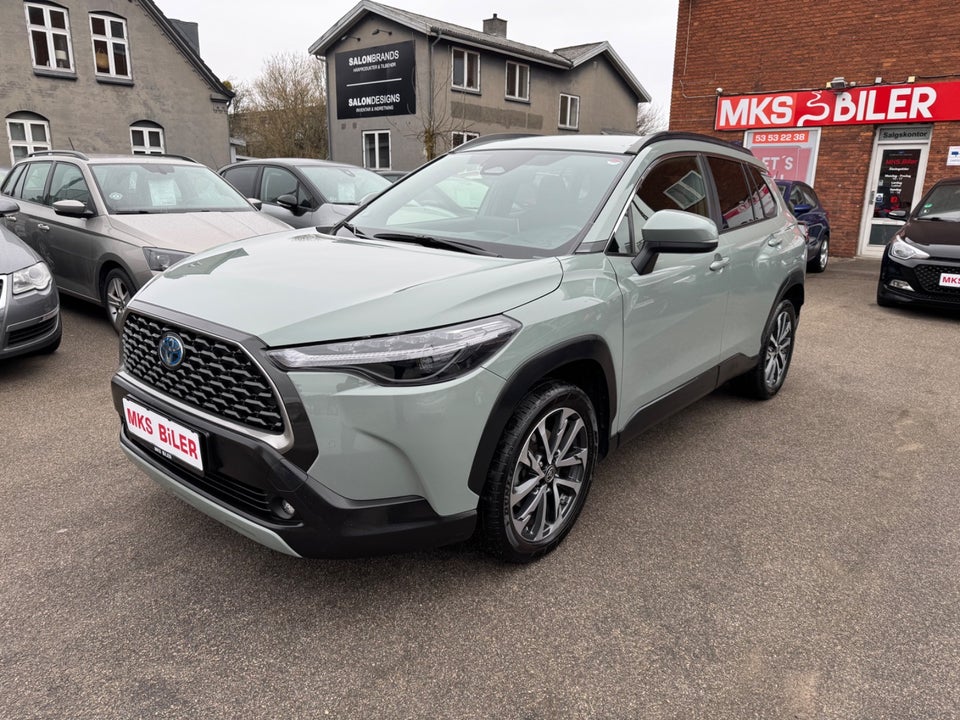 Toyota Corolla Cross 2,0 Hybrid Style Comfort CVT 5d