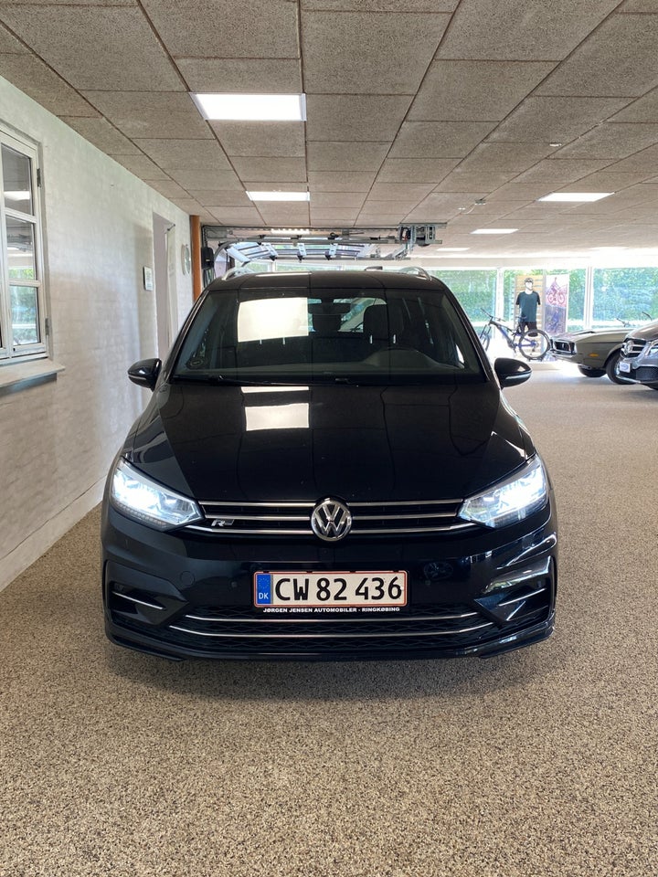 VW Touran 2,0 TDi 150 R-line DSG 7prs 5d