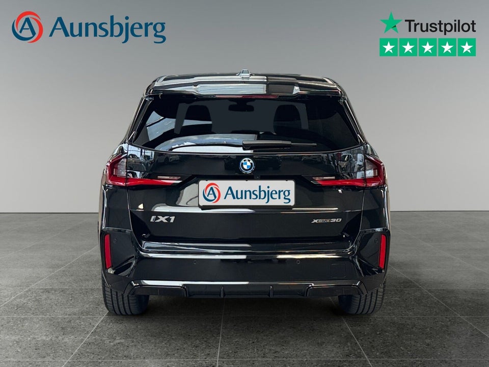 BMW iX1 xDrive30 M-Sport 5d