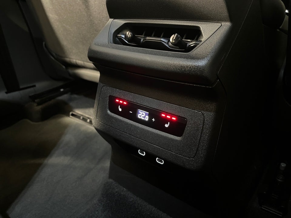 Audi Q6 e-tron Progress performance 5d