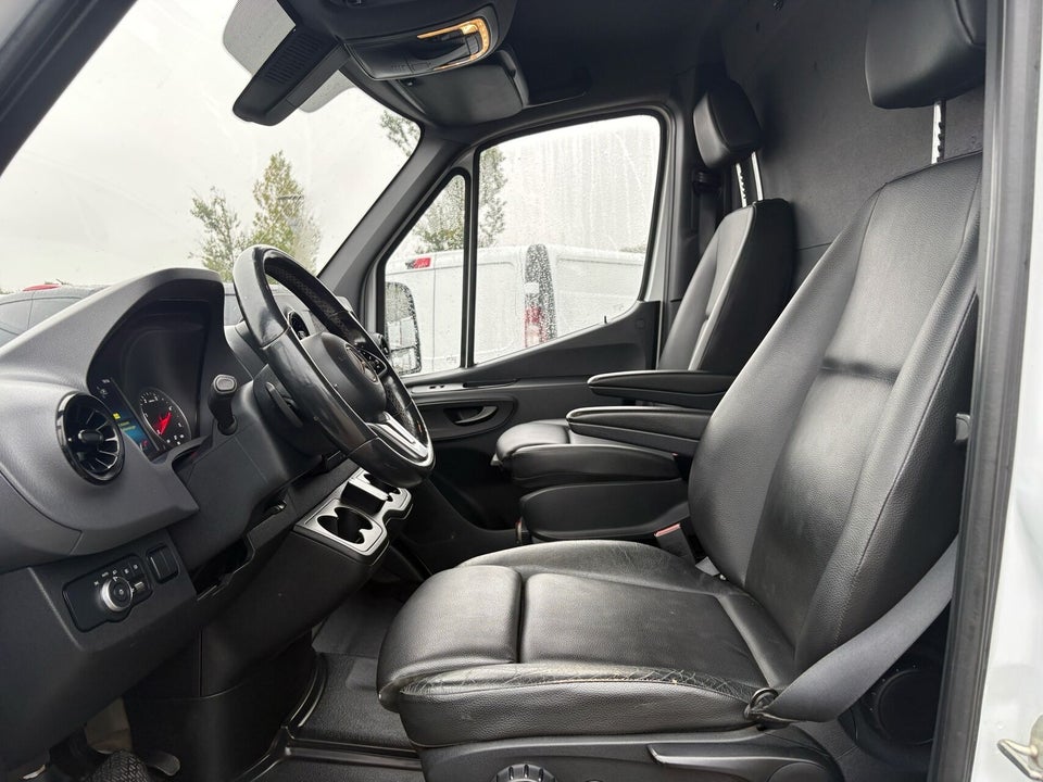 Mercedes Sprinter 317 2,0 CDi A2 Kassevogn aut. RWD