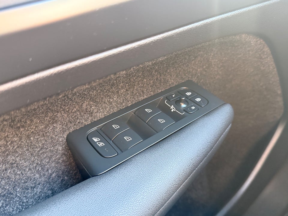 Volvo XC40 P6 ReCharge Plus 5d